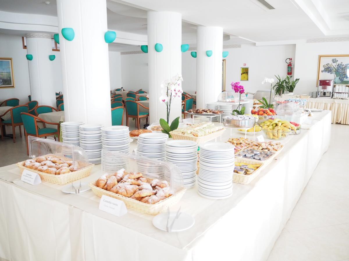 Oasiclub Hotel Vieste Kültér fotó
