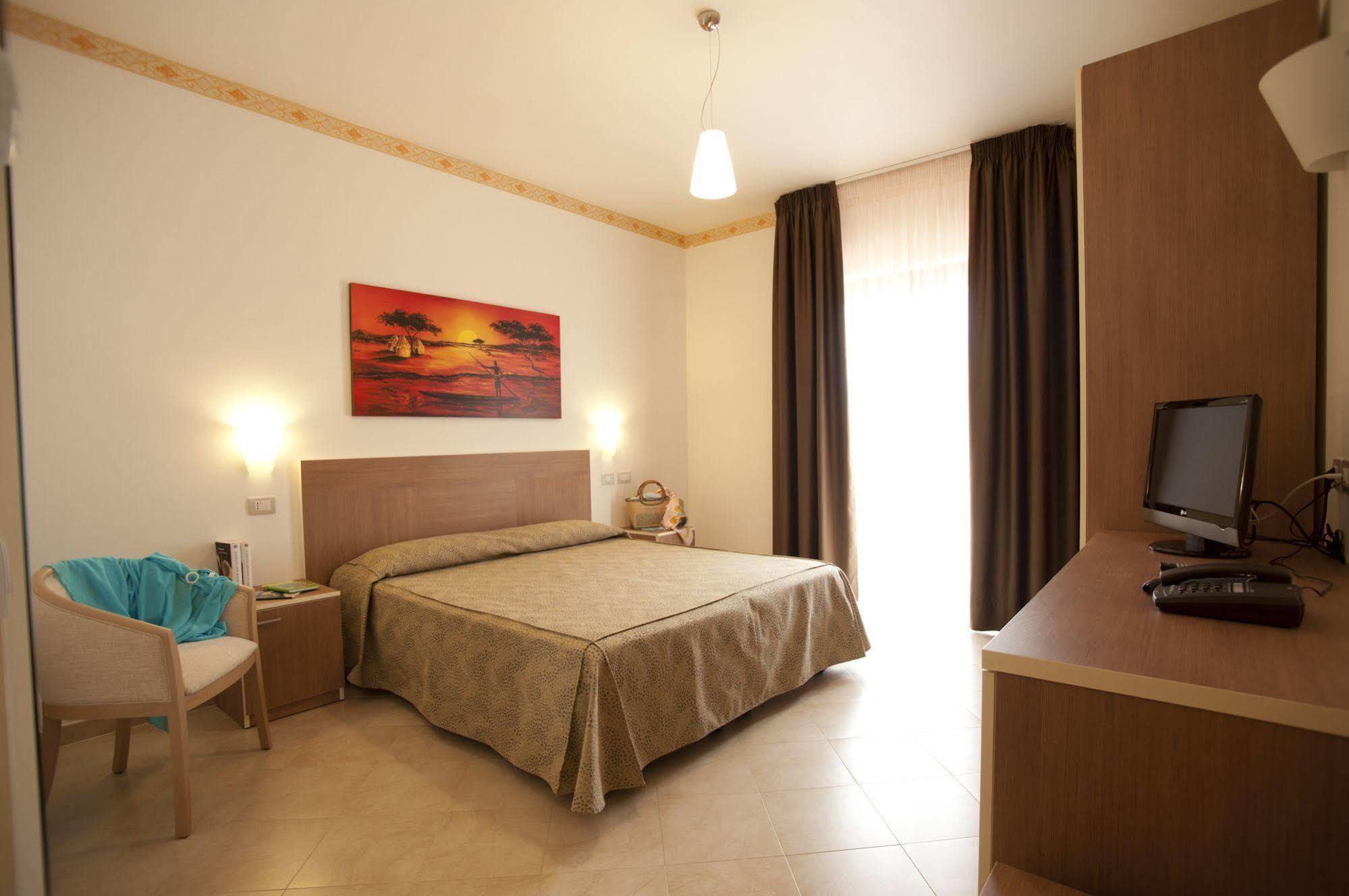 Oasiclub Hotel Vieste Kültér fotó