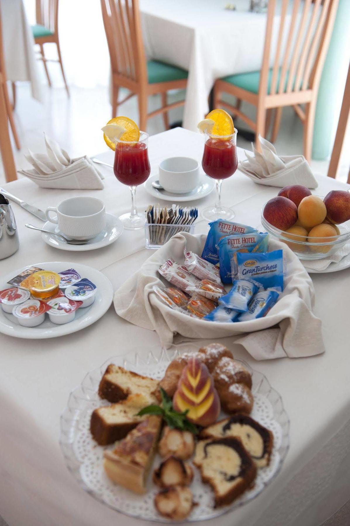 Oasiclub Hotel Vieste Kültér fotó